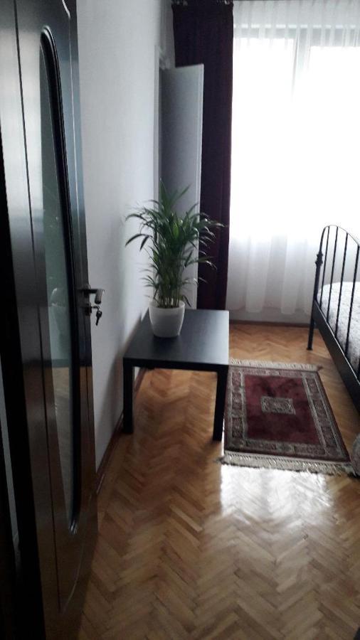 Marie Apartment Bukarest Eksteriør billede